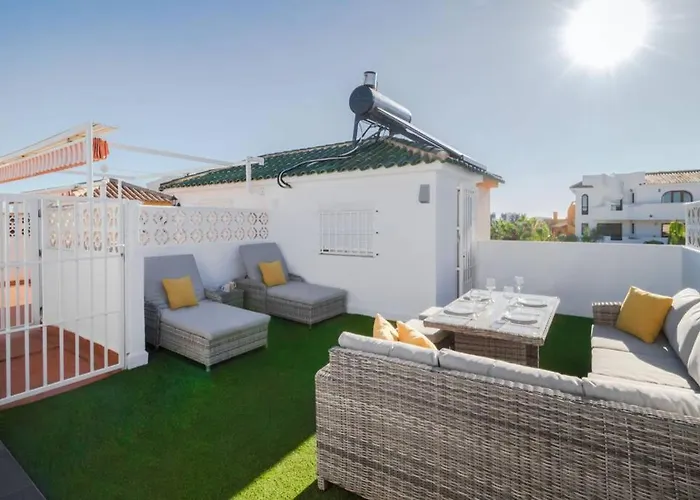 With Pool Torrevista Rocio